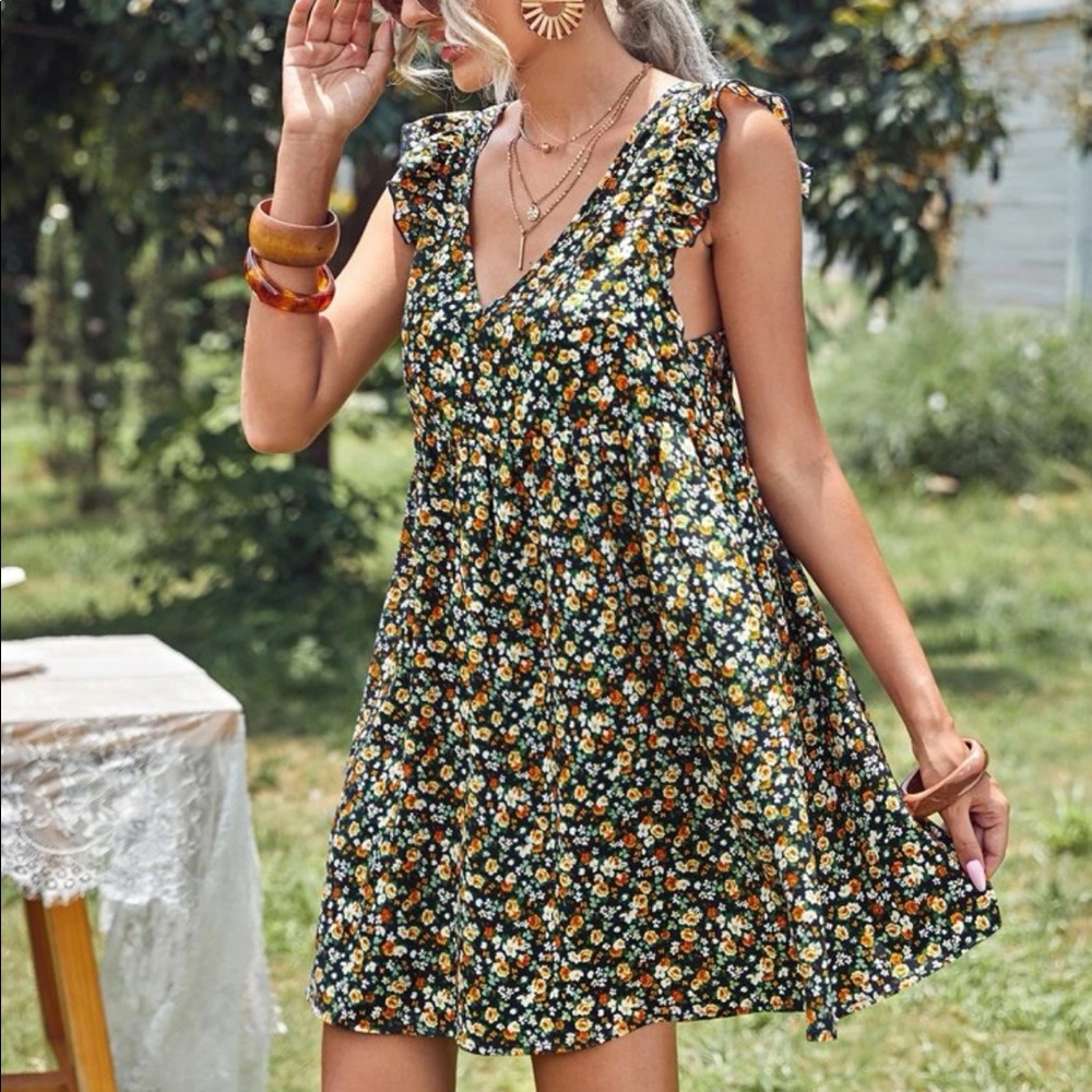 Flower Tie Back Shift Dress